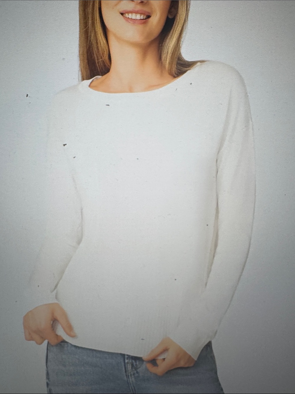 Melissa Paige Women's Round Hem Pull-On Sweater